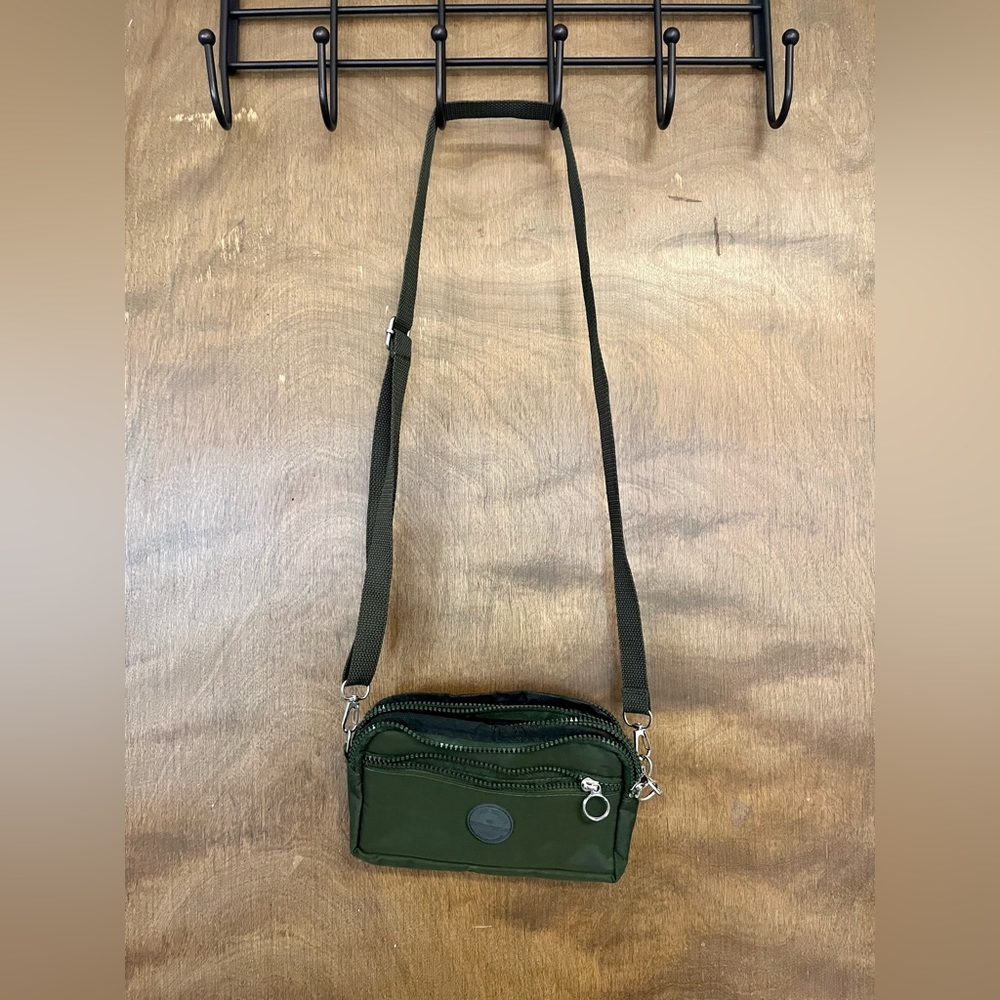Small body cross/travel wallet purse
